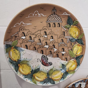 Piatto murale Ø cm 35 decoro casette bronzo e limoni con farfalla
